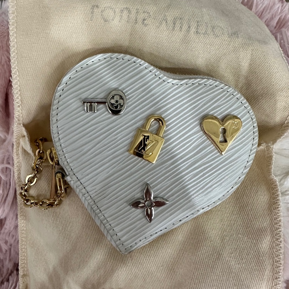 Lv coin purse